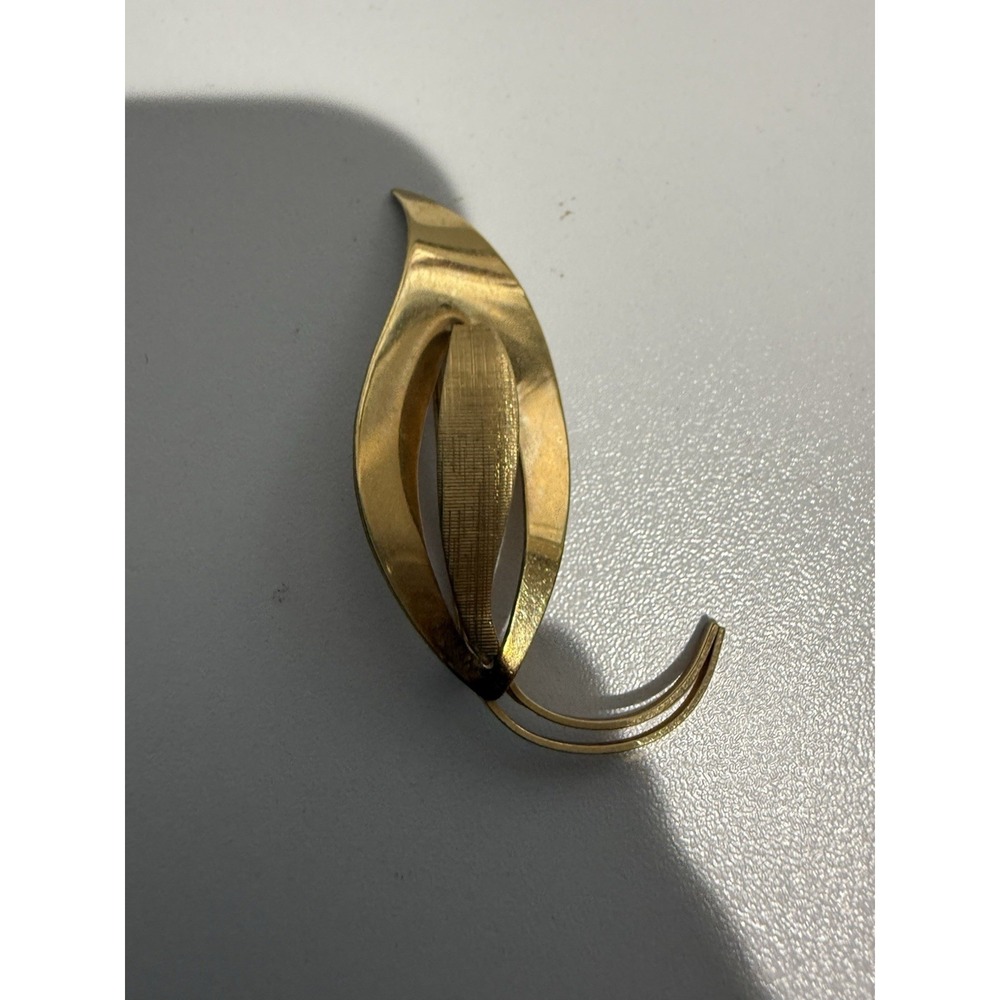 Vintage Signed VAN DELL 12K GOLD FILLED LEAF Brooch Pin Pendant Jewelry
